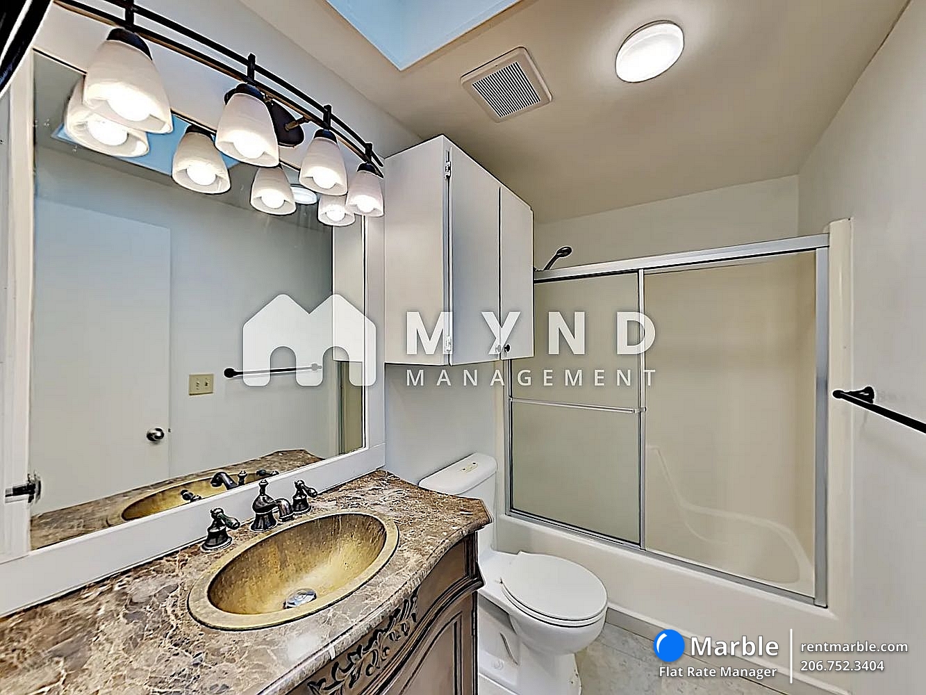 2524 NE 195th St, Apt 2, Lake Forest Park WA 98155 photo 6