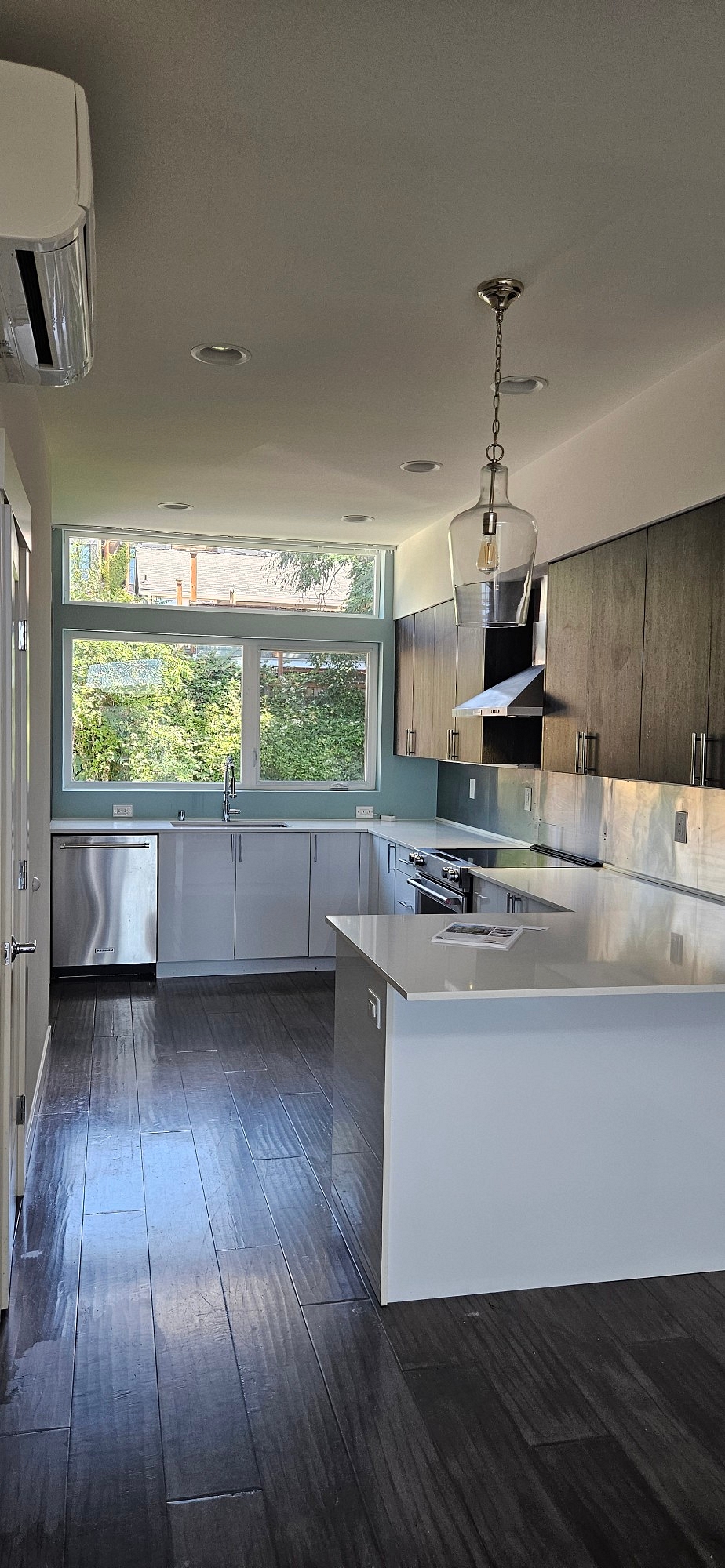 1310 Yakima Ave S, Seattle WA 98144 photo 3