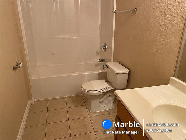 9727 Sycamore Dr, Little Elm TX 75068 photo 7