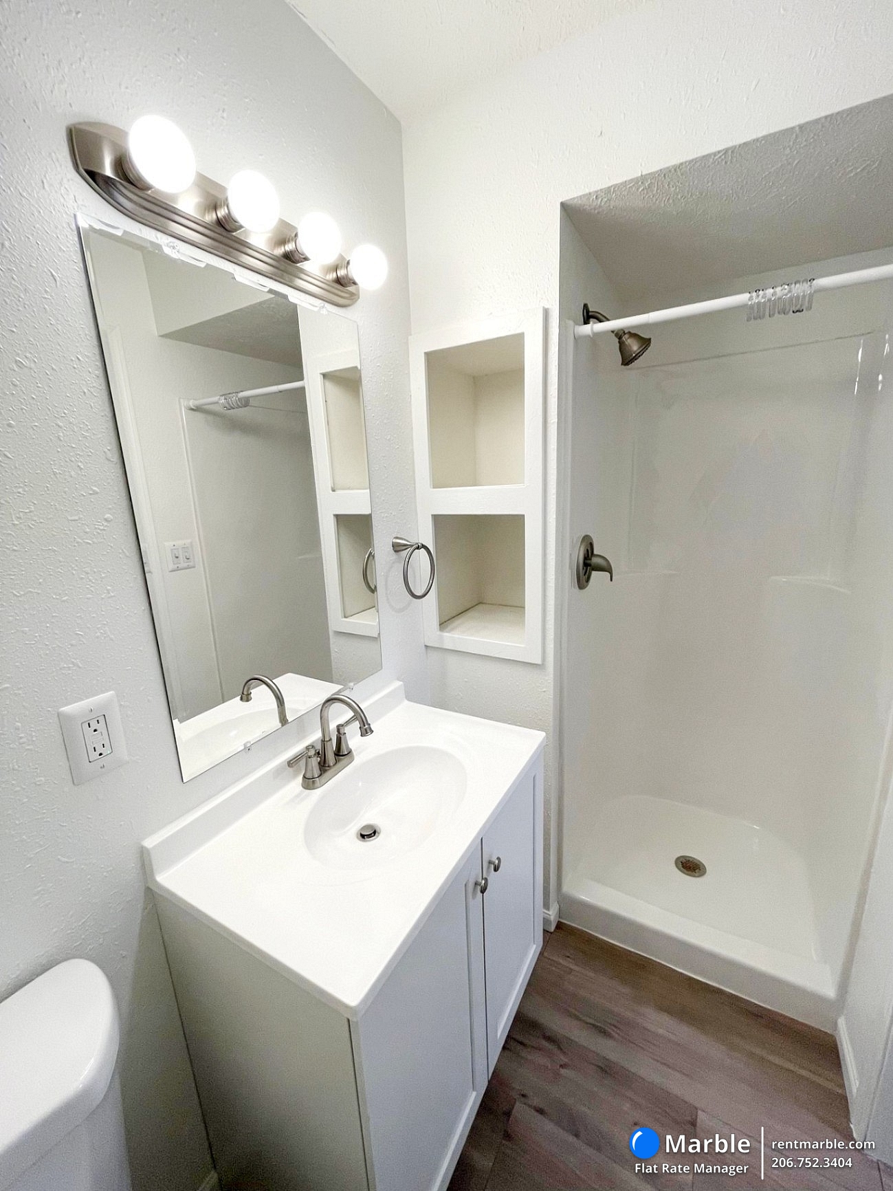 4915 Huntington Ave, Apt 6, Lincoln NE 68504 photo 2