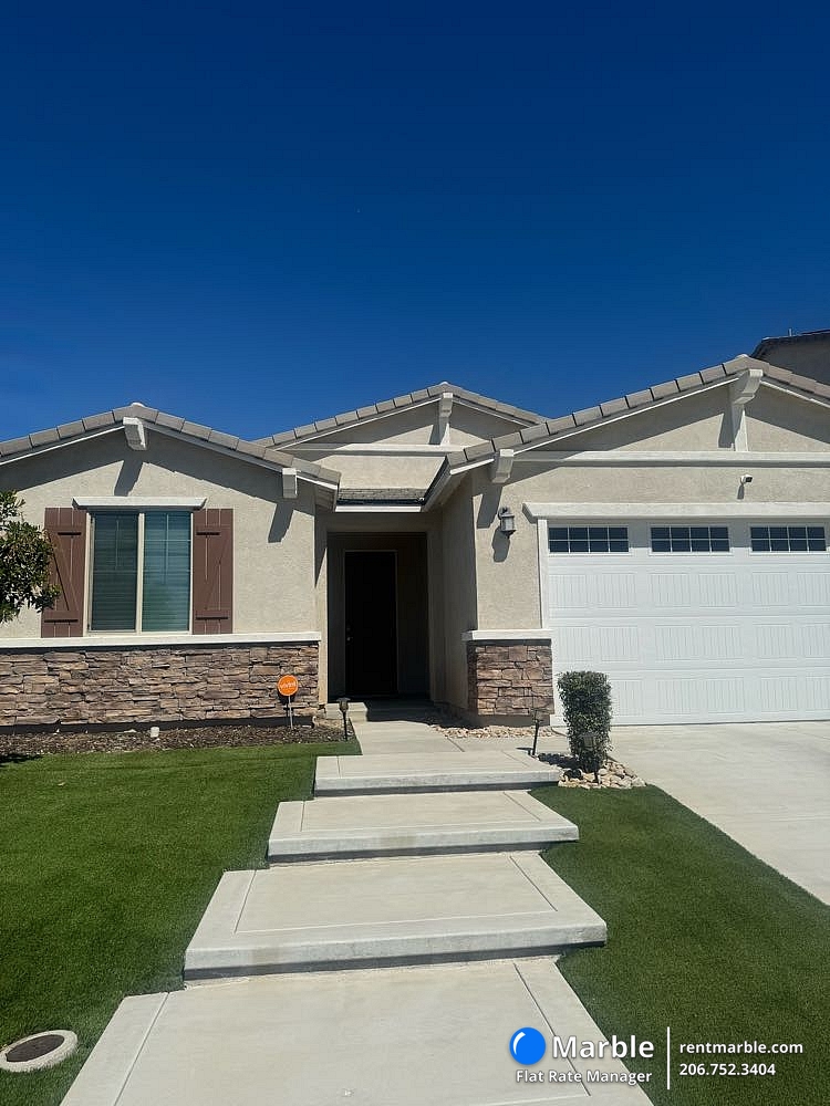 30600 Golden Leaf Ct, Murrieta CA 92563 photo 2