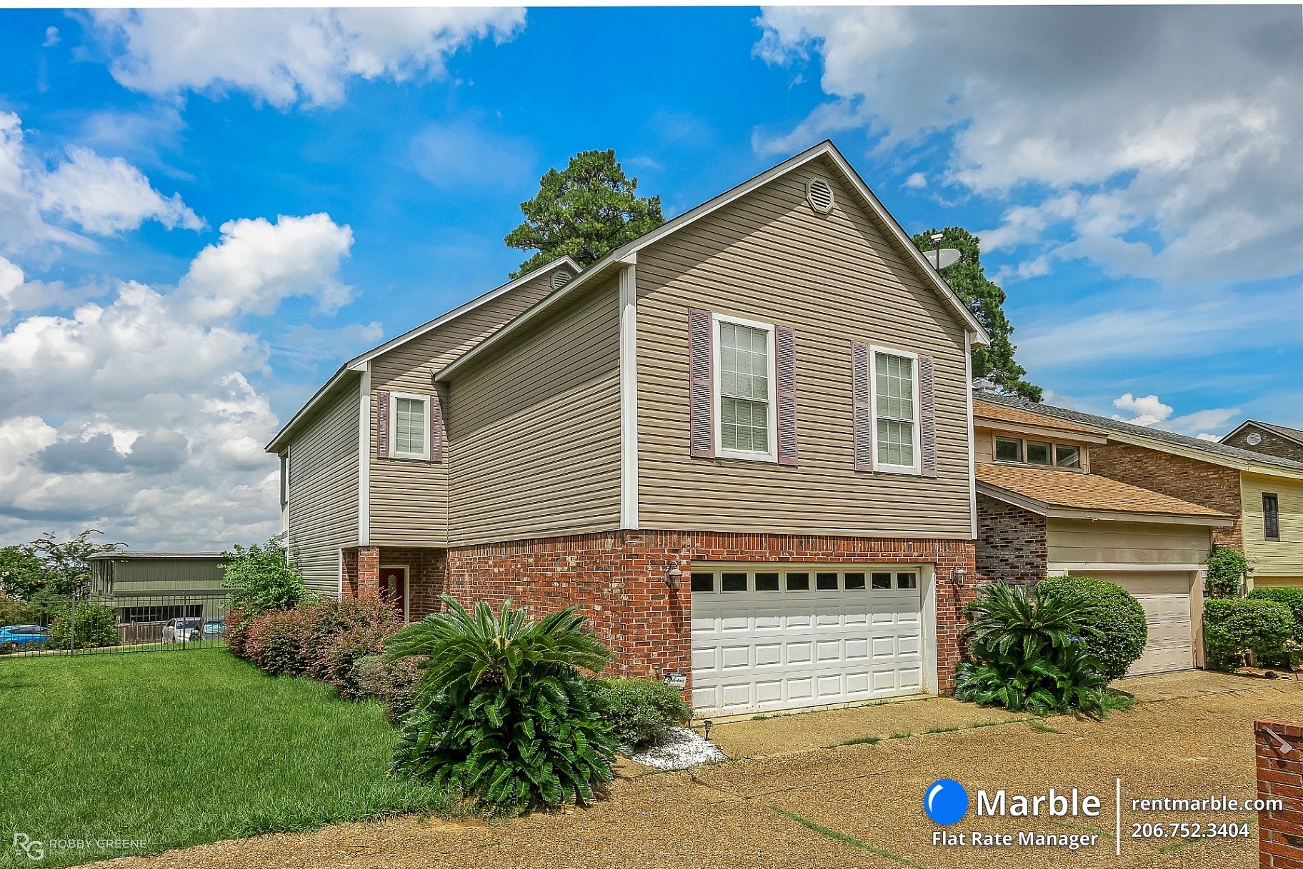 5721 S Lakeshore Dr, Shreveport, LA 71119 3 bd, 2 ba Marble