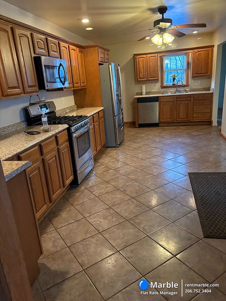 1410 W 2nd St, Cresson PA 16630 photo 4