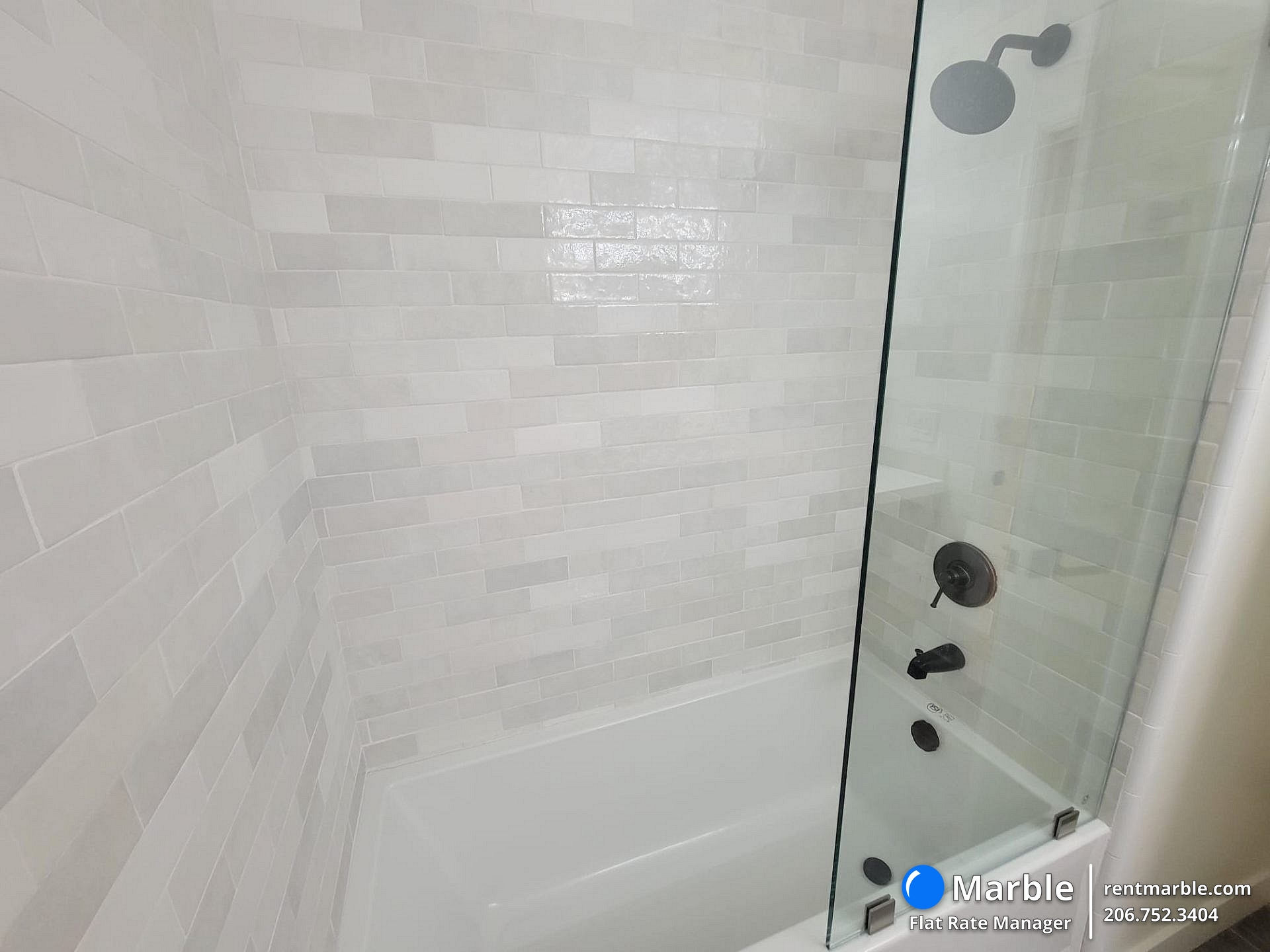 11667 Gorham Ave, Los Angeles CA 90049 photo 3