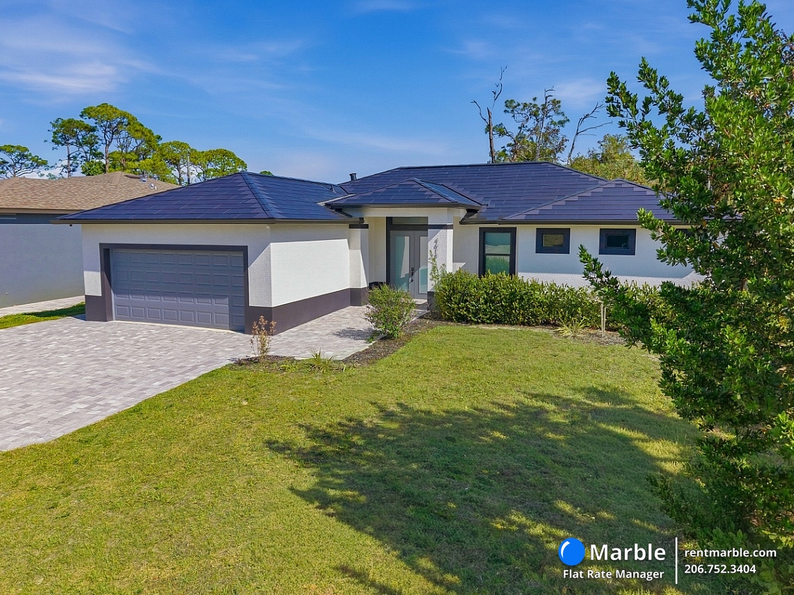 4618 Catalina Ln, Bonita Springs FL 34134