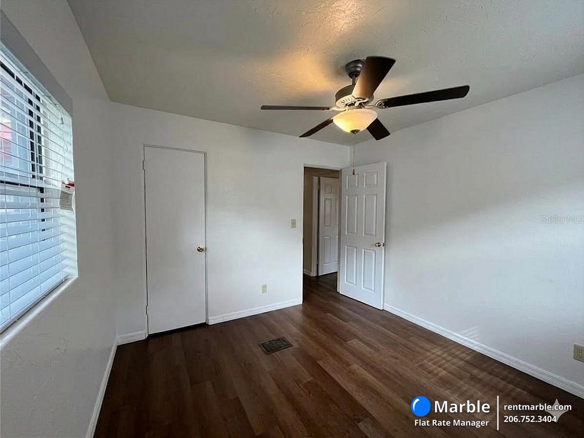 501 SE 14th St, Gainesville FL 32641 photo 11